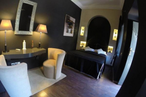 Room in Guest room - Riad Ralhaya, calm and voluptuous luxury in the heart of Marrakech - 3